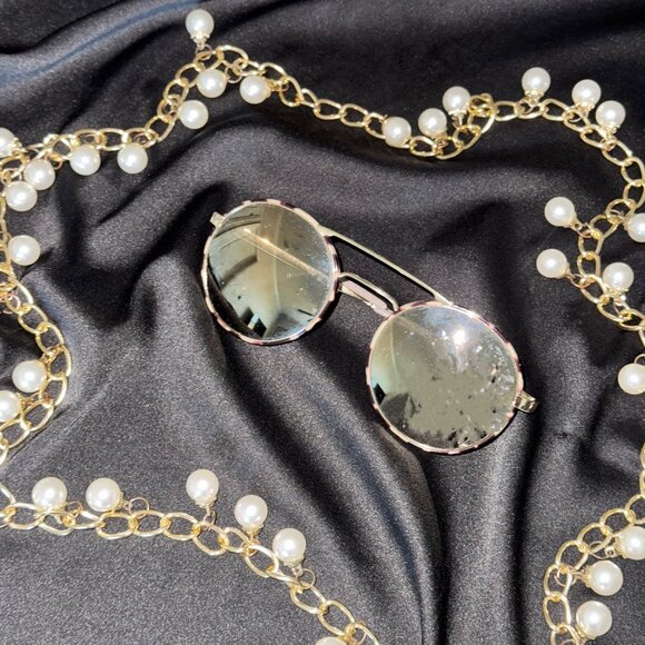 Prada Round Sunglasses With Case - Picture 1 of 3